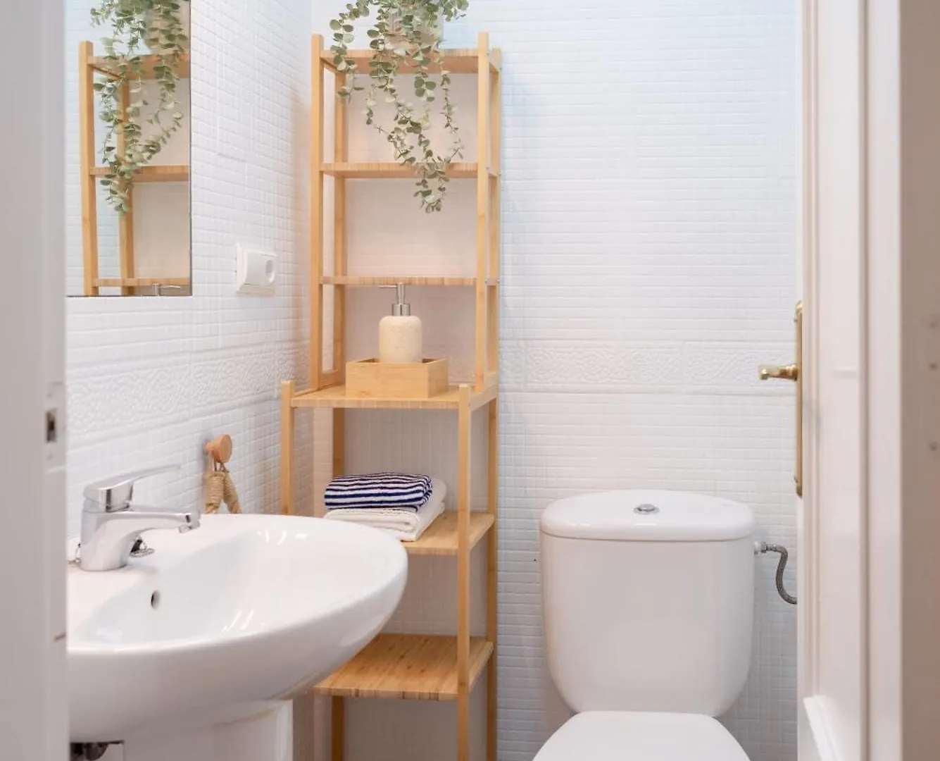 Mrs Apartamento En Albaicin Con Terraza Y Parking Granada 0*,  Spain